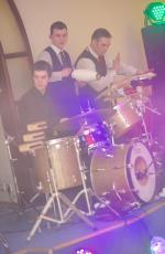 Los Corazónes Calientes Drum show